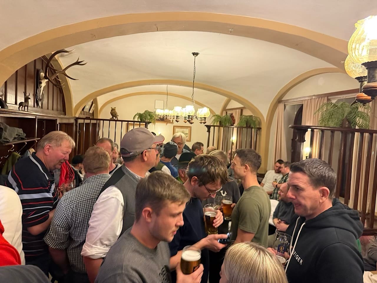 Team Hirsch Aitrach bei der Eröffnung